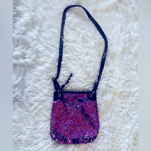 Sequence - Picture 1 of 7